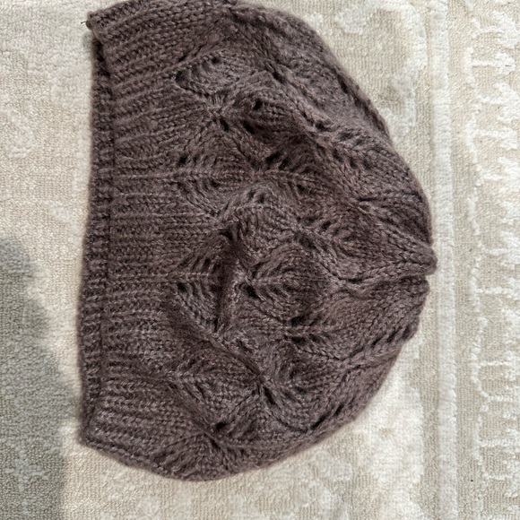 Assorted scarves - Picture 5 of 7